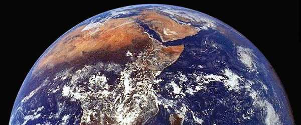 Earth.jpg (26987 bytes)